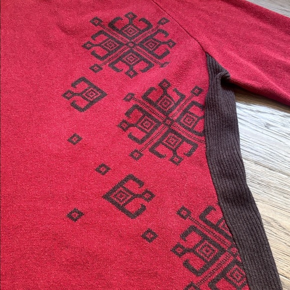 Woolrich | Deep Ruby 100% Cotton Nordic Snowflake V-Neck Sweater Size Medium - Picture 11 of 11
